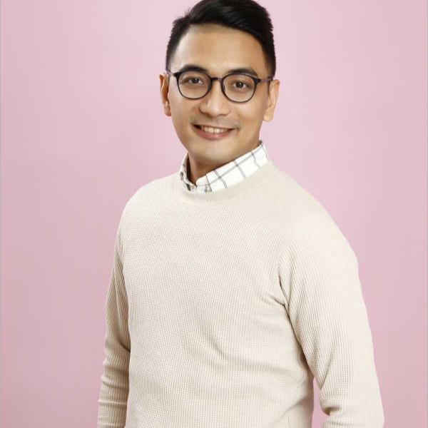 Headshot of Dr. Michael Sy