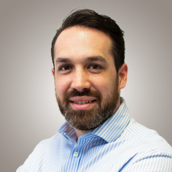 Headshot of Prof. Warren Clements