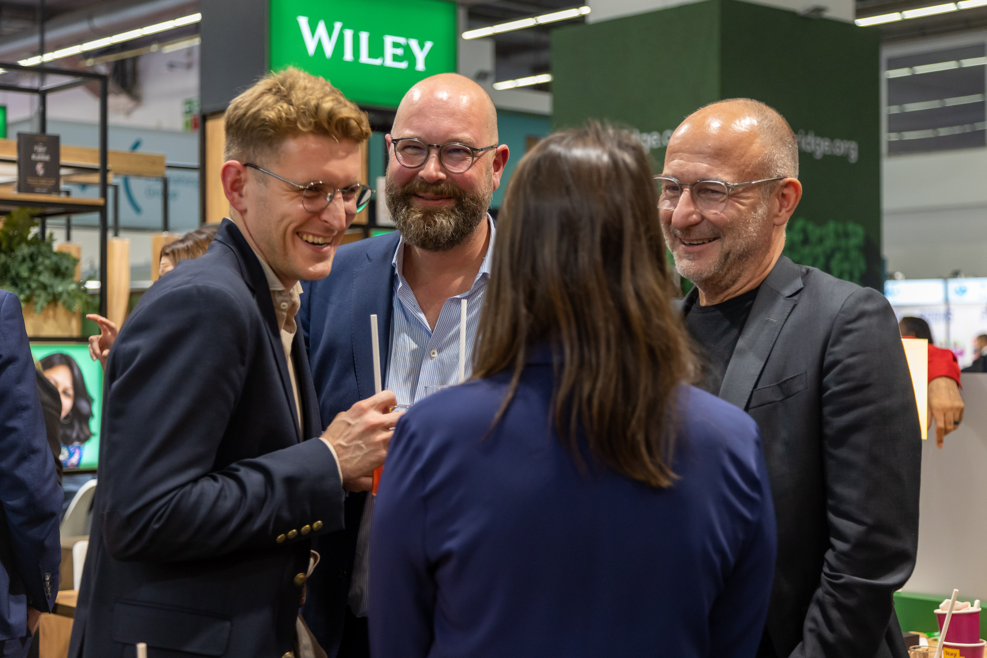 Image of people at the Wiley booth at the Frankfurt Book Fair